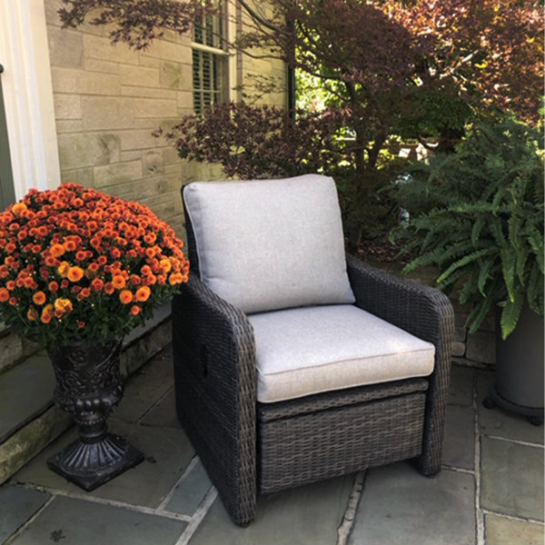 Reclining wicker garden discount chairs